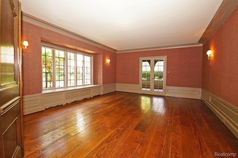 63 Cloverly Road Grosse Pointe, MI 48236 - Photo 12 of 25 formal-dining.JPG