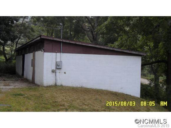 653 Turkey Creek Road Clyde, NC 28721 - Photo 3 of 18