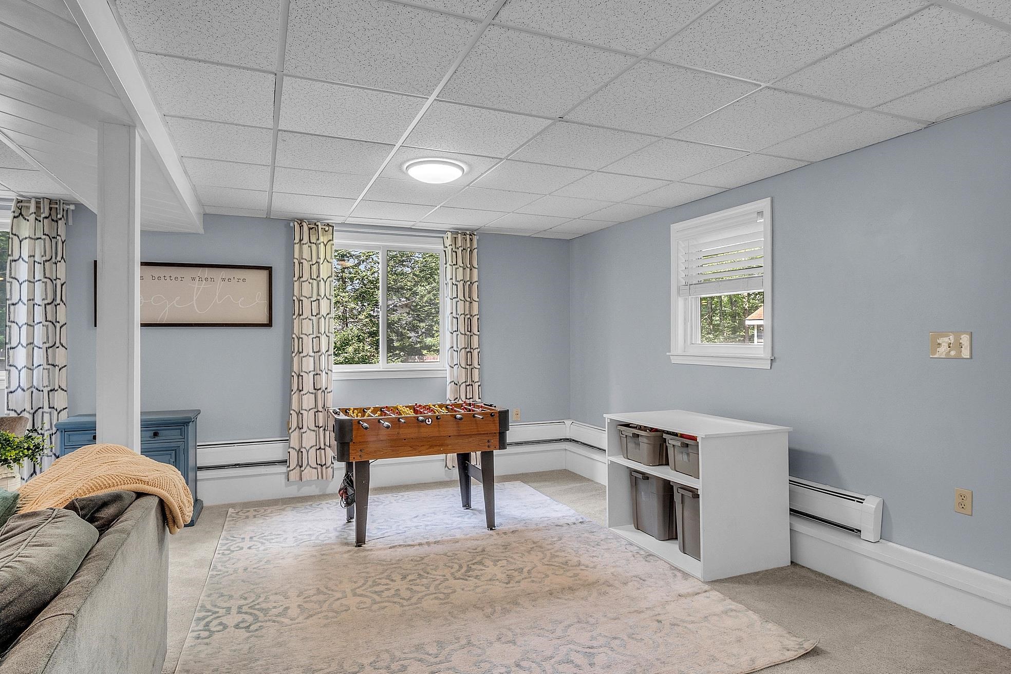 50 Conleys Grove Road Derry, NH 03038 - Photo 16 of 38