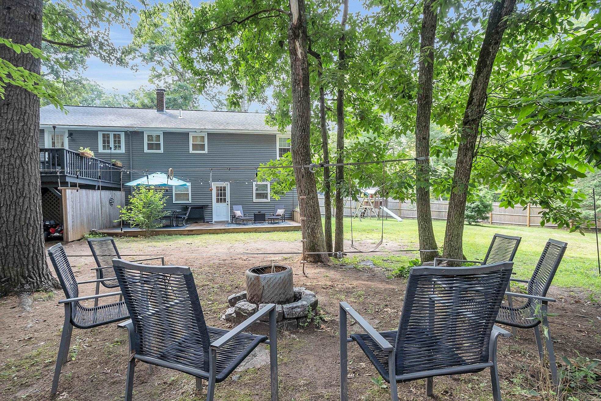 50 Conleys Grove Road Derry, NH 03038 - Photo 21 of 38