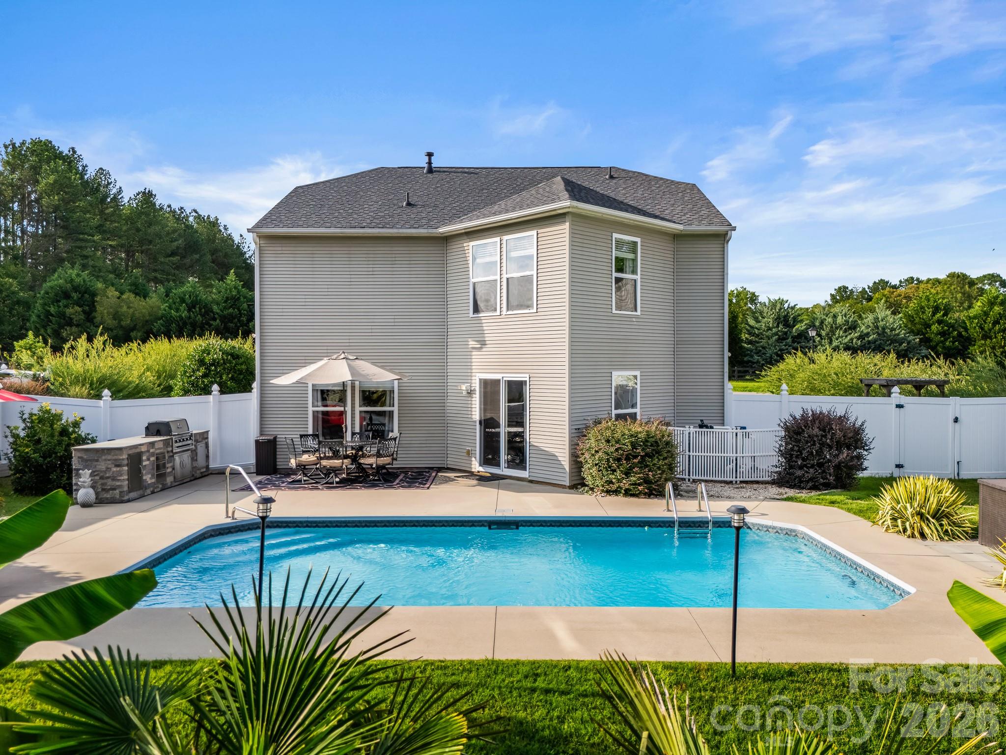 191 Old Carriage Road Clover, SC 29710 - Photo 4 of 43
