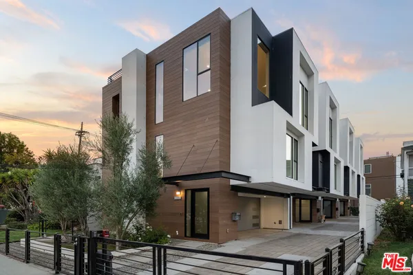 $6,875 | 807 North Detroit Street, Los Angeles, CA 90046