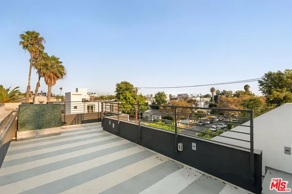 $6,875 | 807 North Detroit Street, Los Angeles, CA 90046