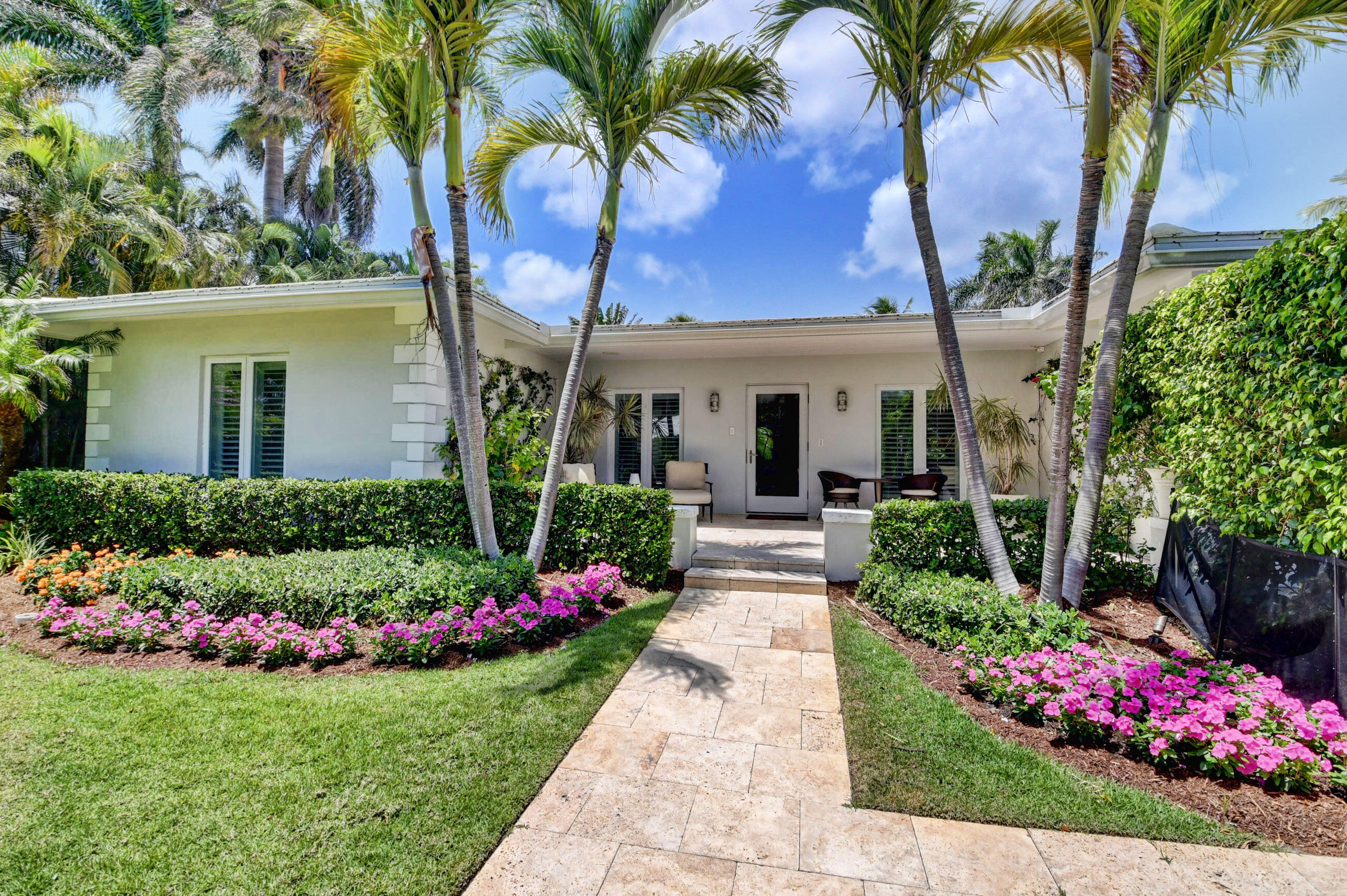 1017 Azalea Road Delray Beach, FL 33483 - Photo 11 of 70 DSC_9400_1_2_3_4