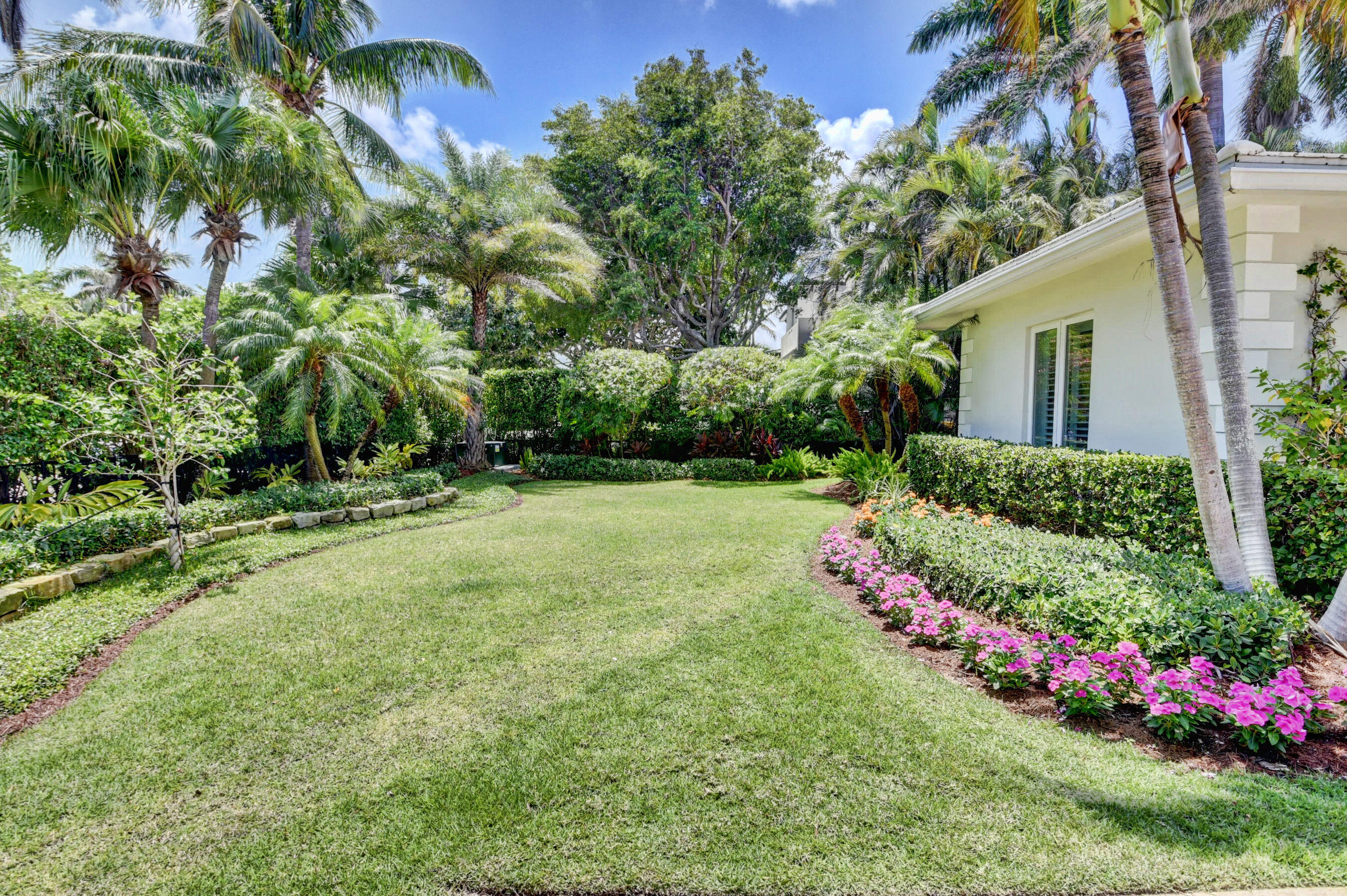 1017 Azalea Road Delray Beach, FL 33483 - Photo 3 of 70 DSC_9390_1_2_3_4