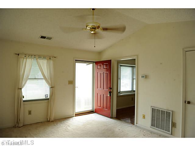 3166 Windchase Court High Point, NC 27265 - Photo 3 of 13 Living Room.