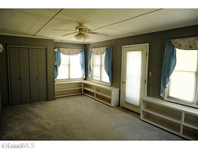 3166 Windchase Court High Point, NC 27265 - Photo 9 of 13 Den/Family/Great Room.