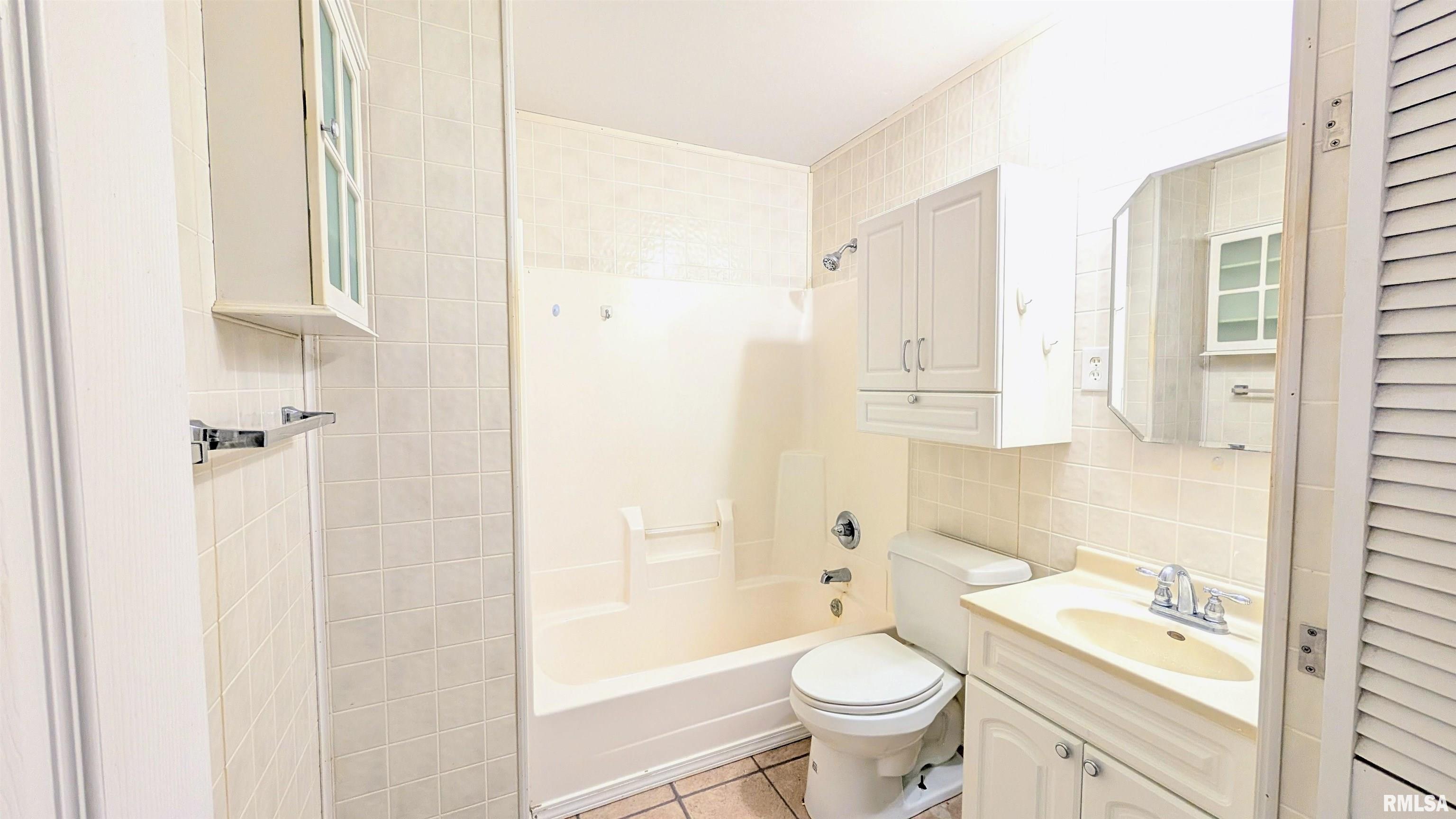 915 Lincoln Road Marquette Heights, IL 61554 - Photo 11 of 23