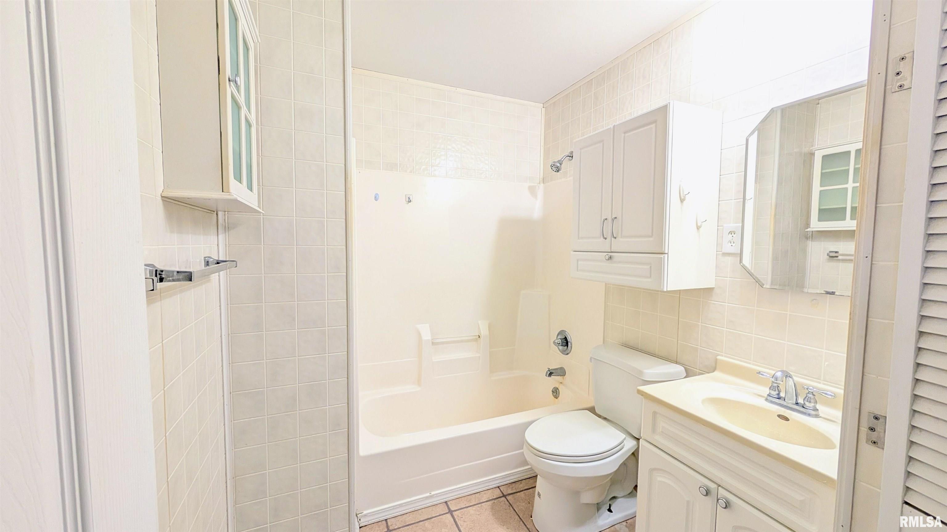 915 Lincoln Road Marquette Heights, IL 61554 - Photo 12 of 23