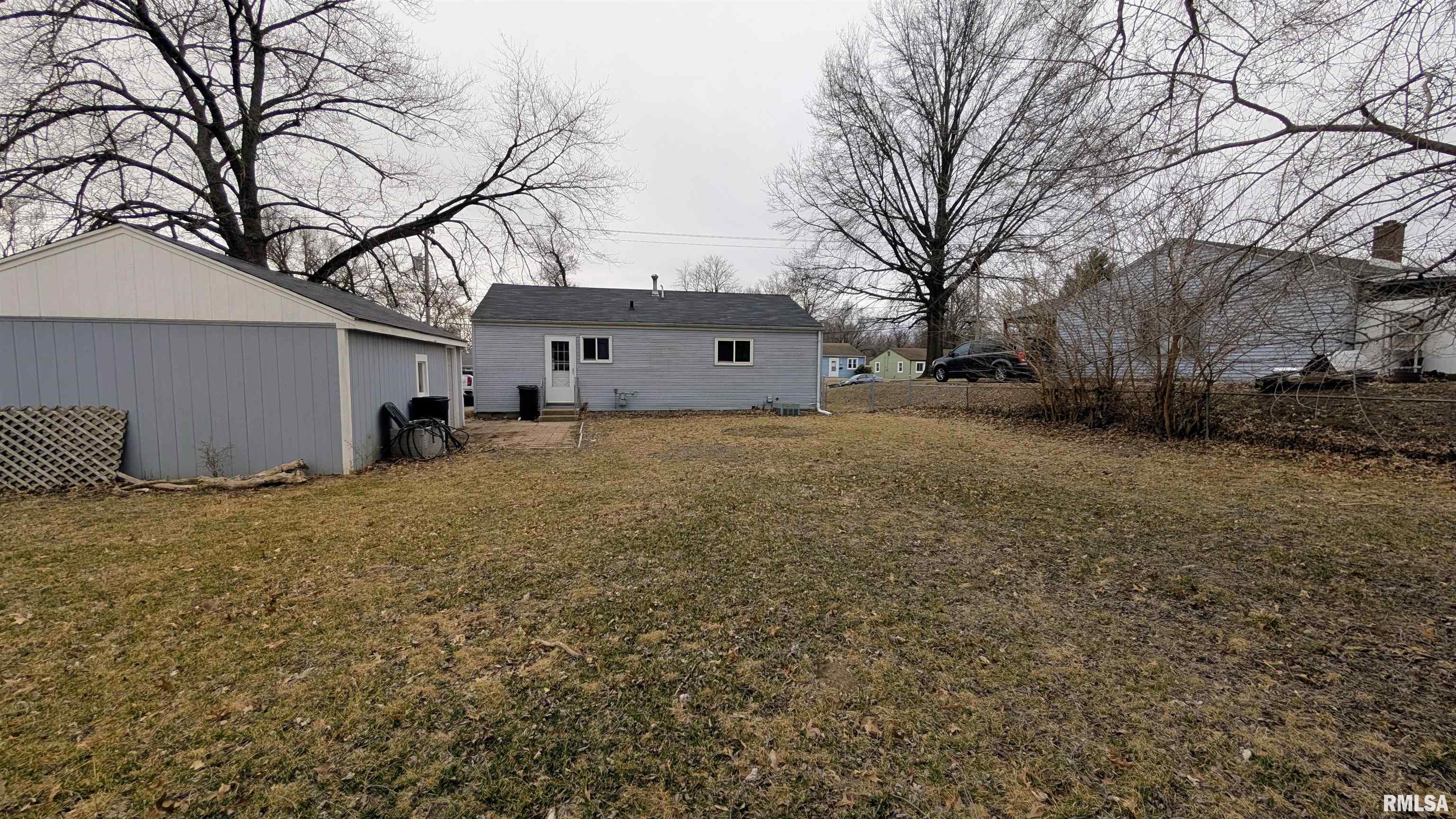 915 Lincoln Road Marquette Heights, IL 61554 - Photo 22 of 23