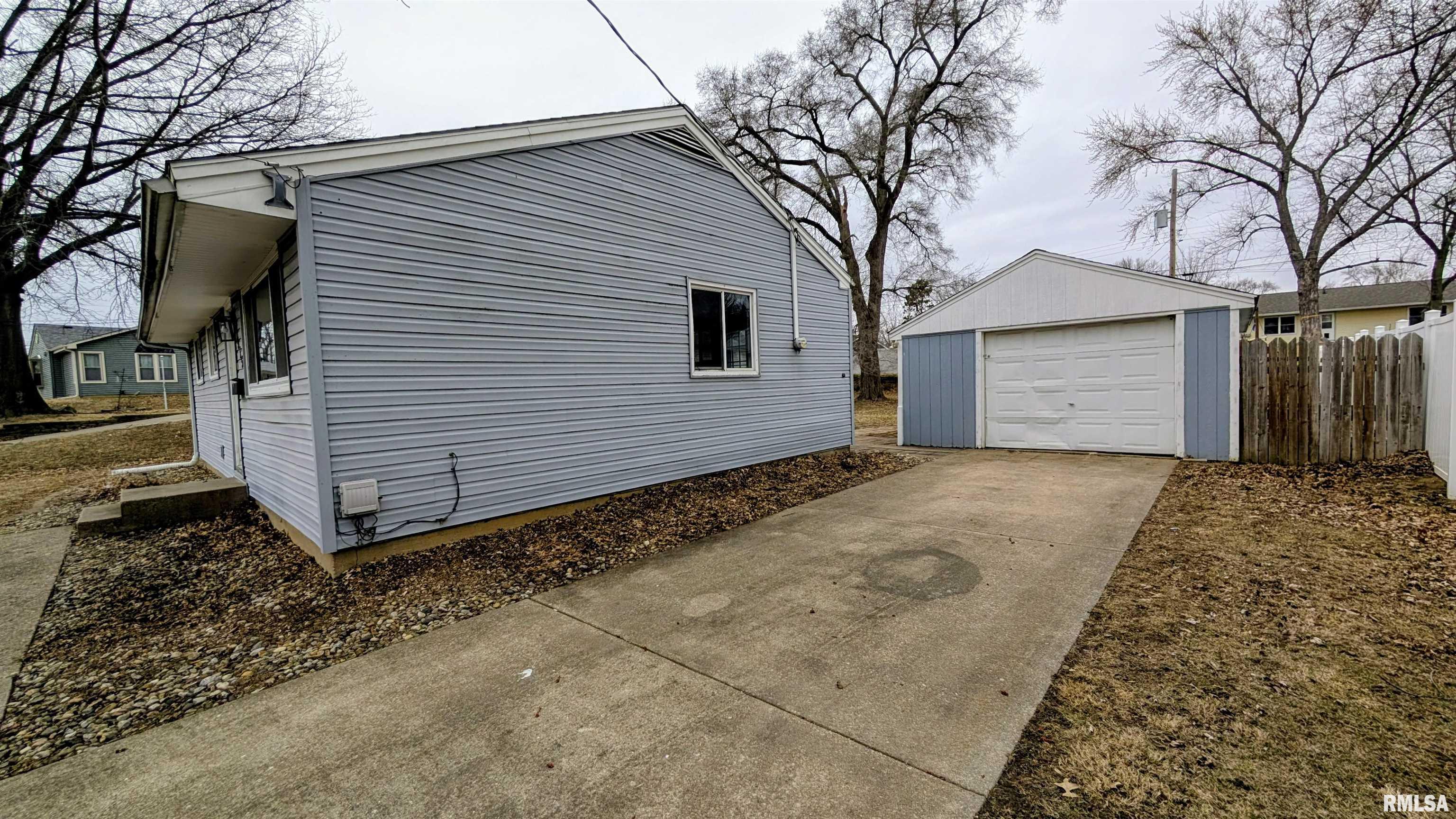 915 Lincoln Road Marquette Heights, IL 61554 - Photo 23 of 23