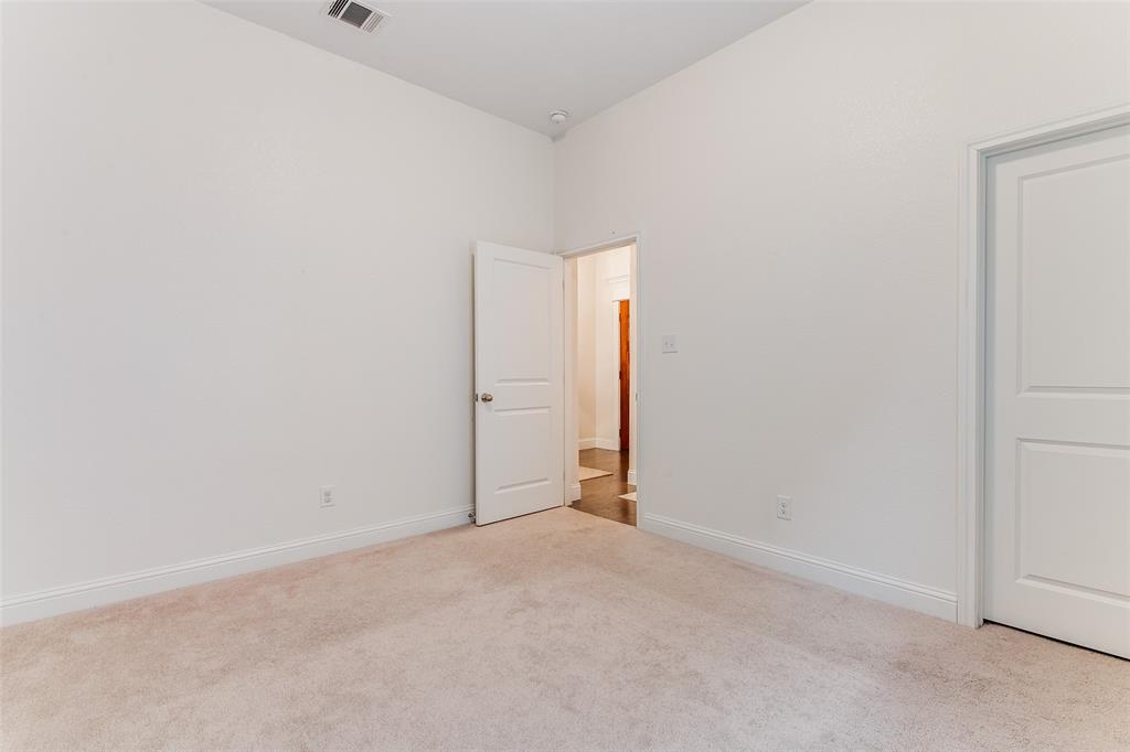 5212 Scott Road Fort Worth, TX 76114 - Photo 29 of 37
