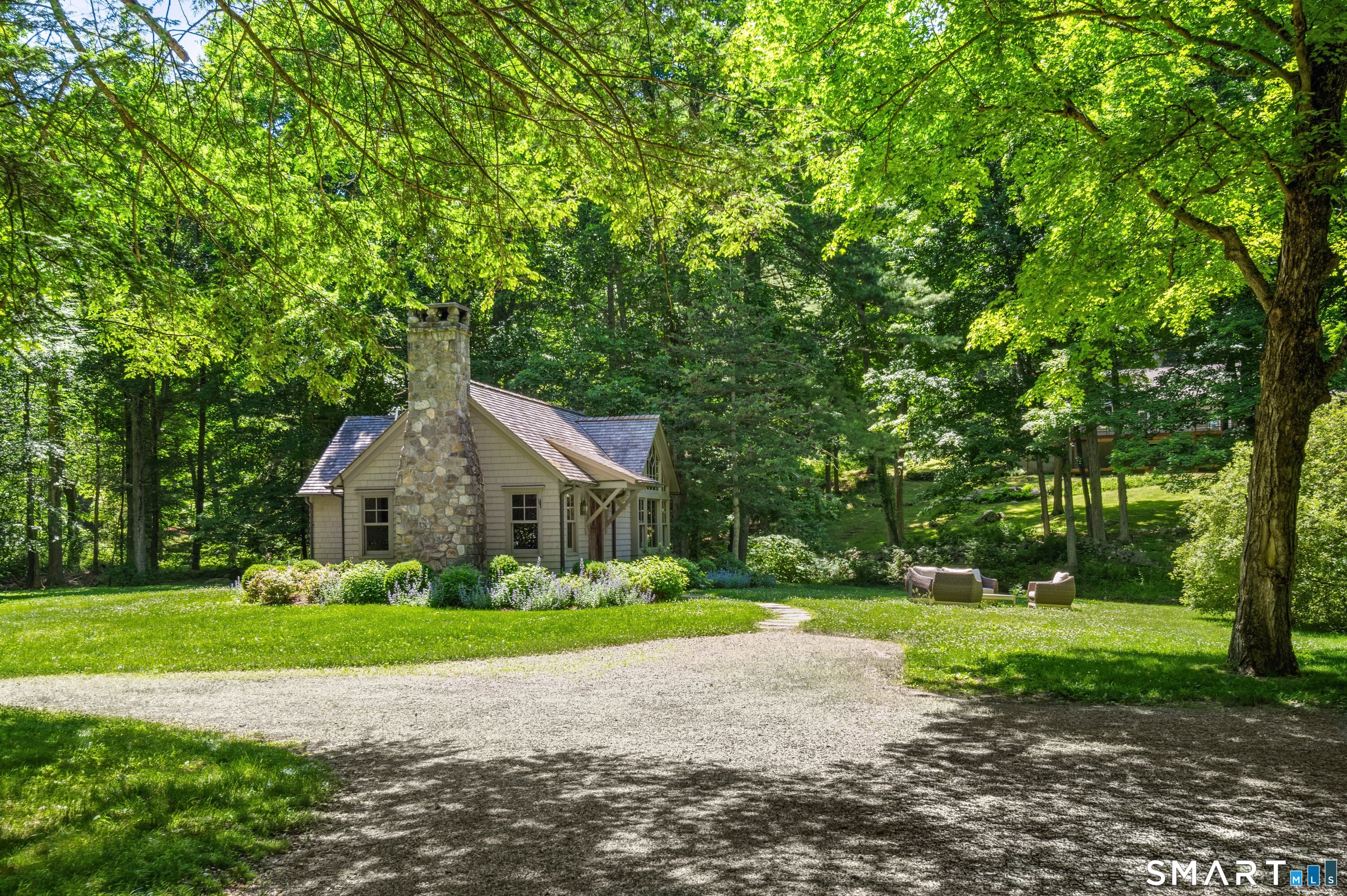 286 Lyons Plain Road Weston, CT 06883 - Photo 22 of 24