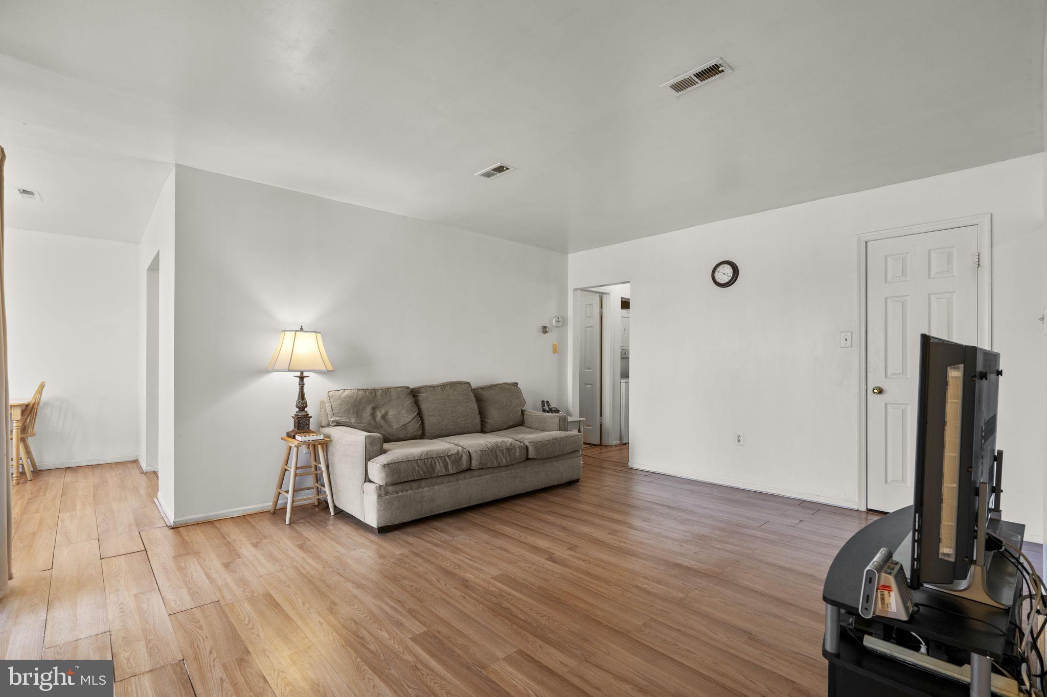1401 Key Parkway, Unit 102 Frederick, MD 21702 - Photo 6 of 24