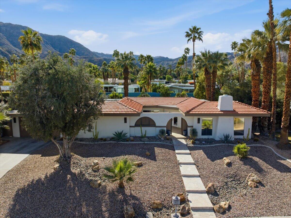 71395 Biskra Road Rancho Mirage, CA 92270 - Photo 20 of 81 32-Aerial Front View