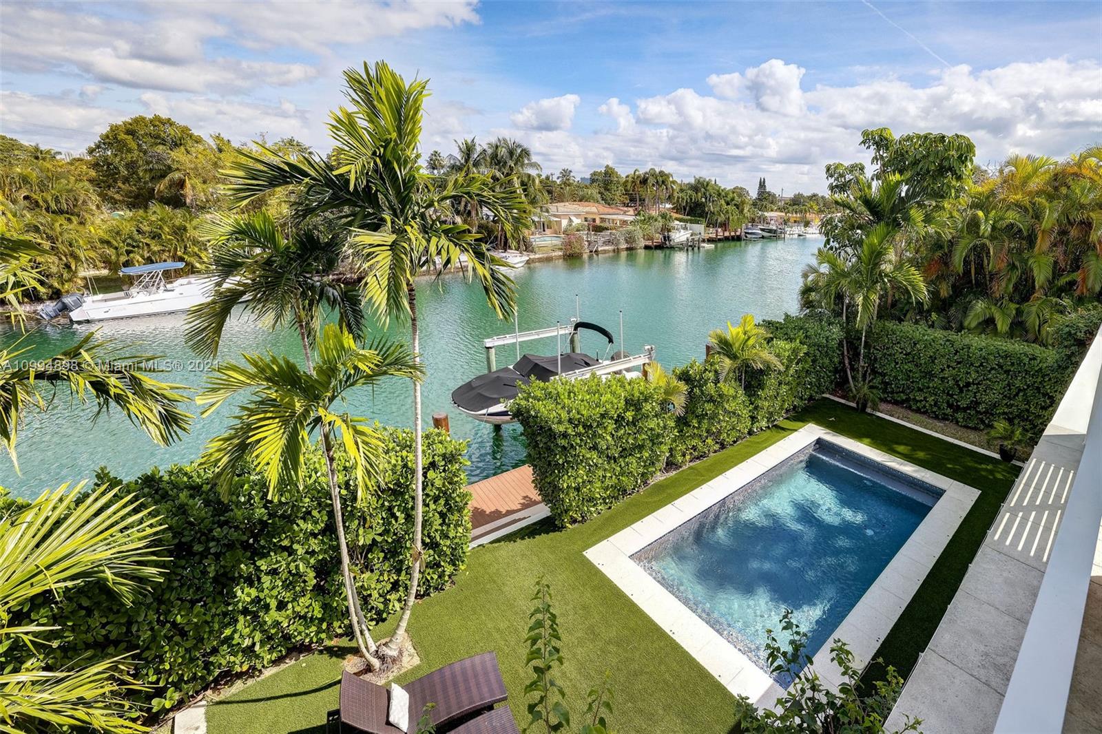 12565 Palm Road North Miami, FL 33181 - Photo 42 of 75