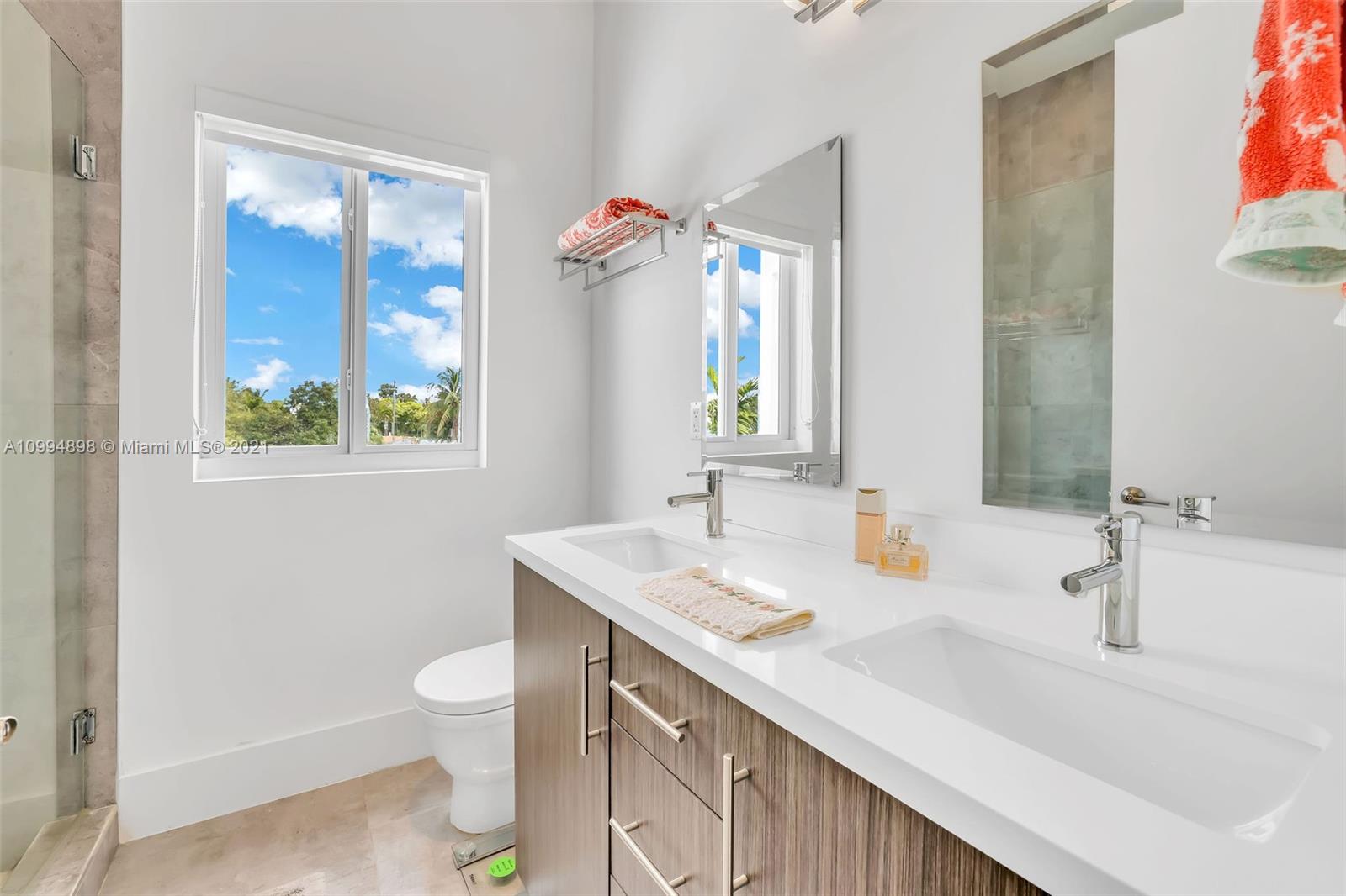 12565 Palm Road North Miami, FL 33181 - Photo 49 of 75