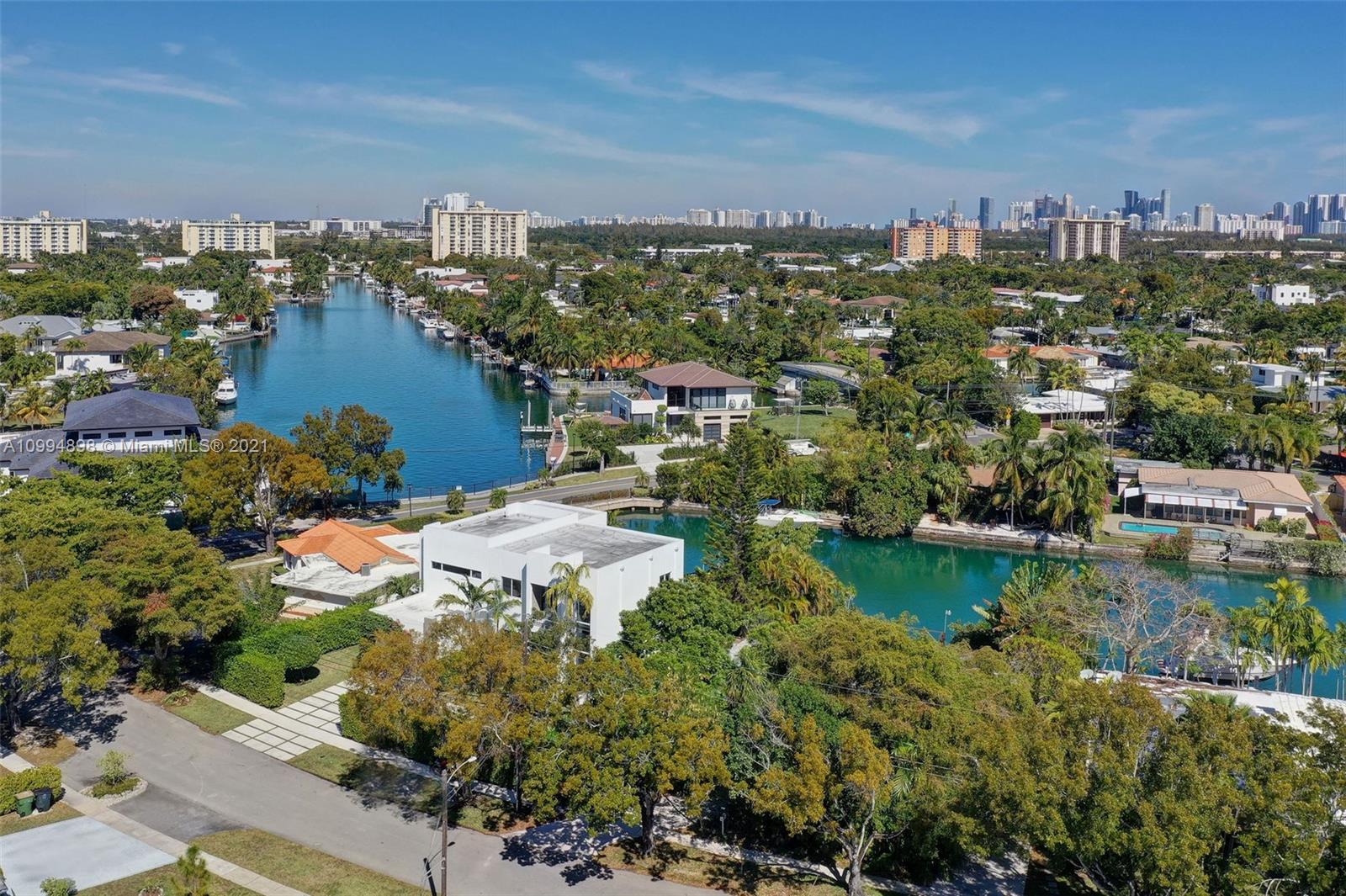 12565 Palm Road North Miami, FL 33181 - Photo 58 of 75 a view of a city