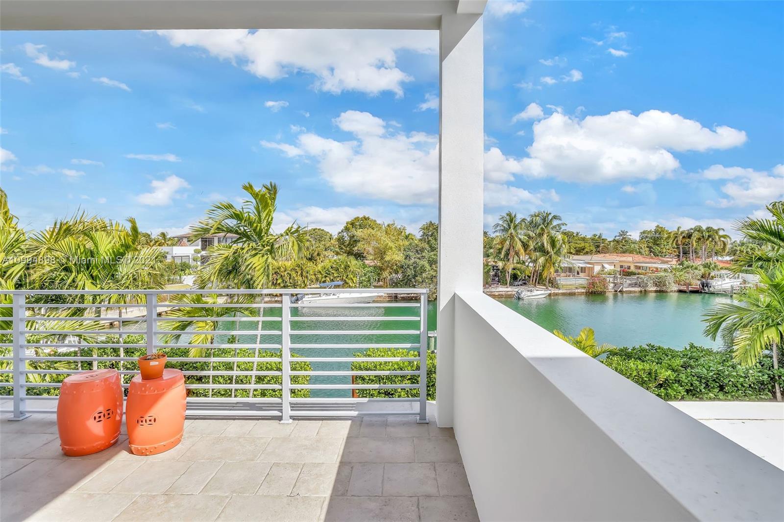 12565 Palm Road North Miami, FL 33181 - Photo 6 of 75