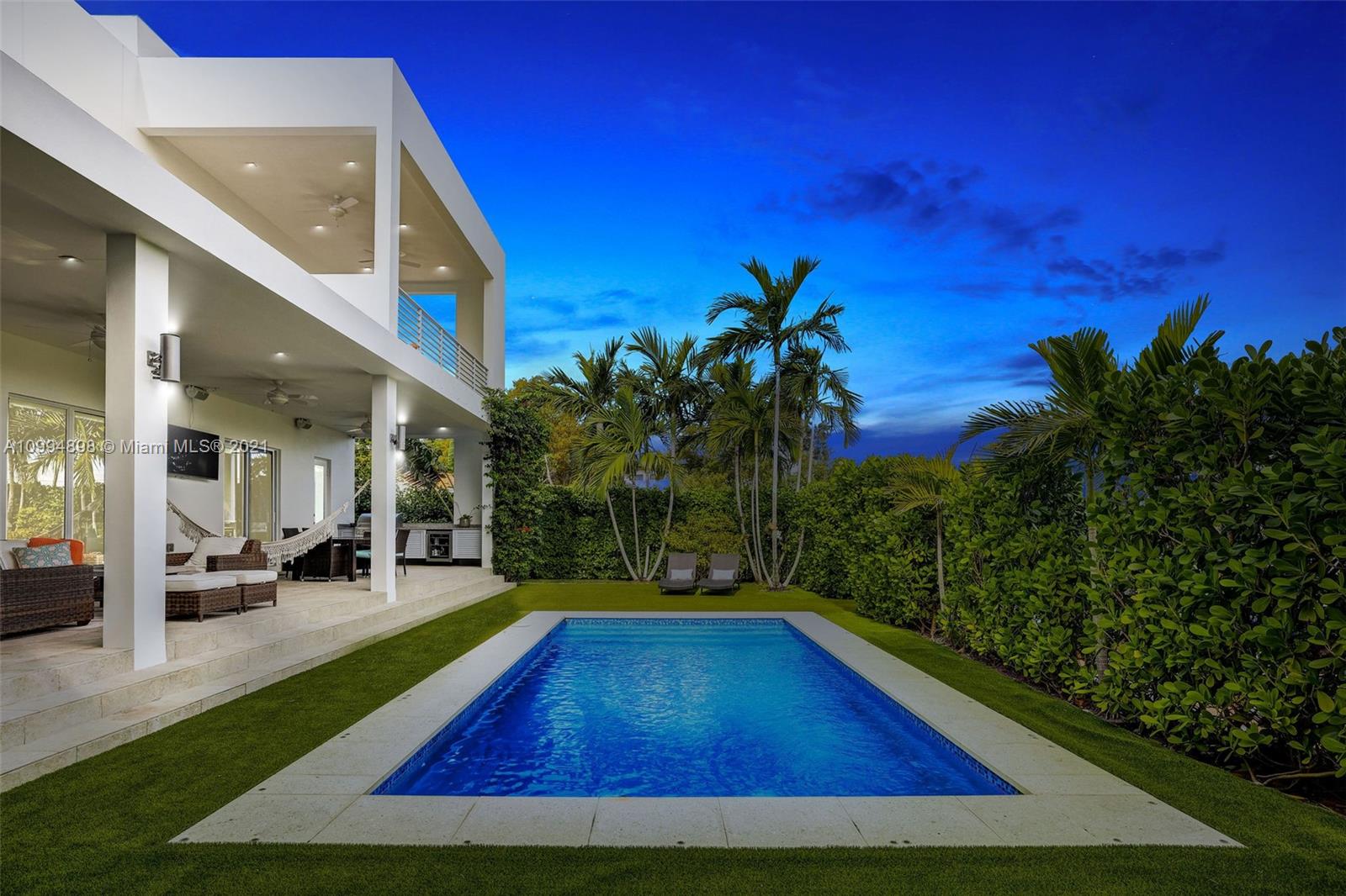 12565 Palm Road North Miami, FL 33181 - Photo 72 of 75