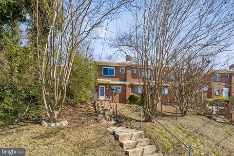 $260,000 | 818 Neptune Avenue, Oxon Hill, MD 20745