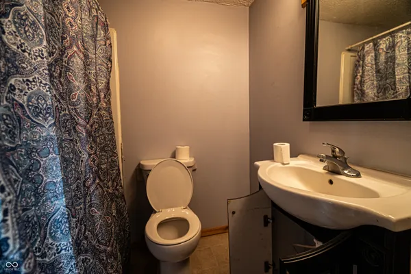 $349,900 | 5210 South State Road 39, Lebanon, IN 46052