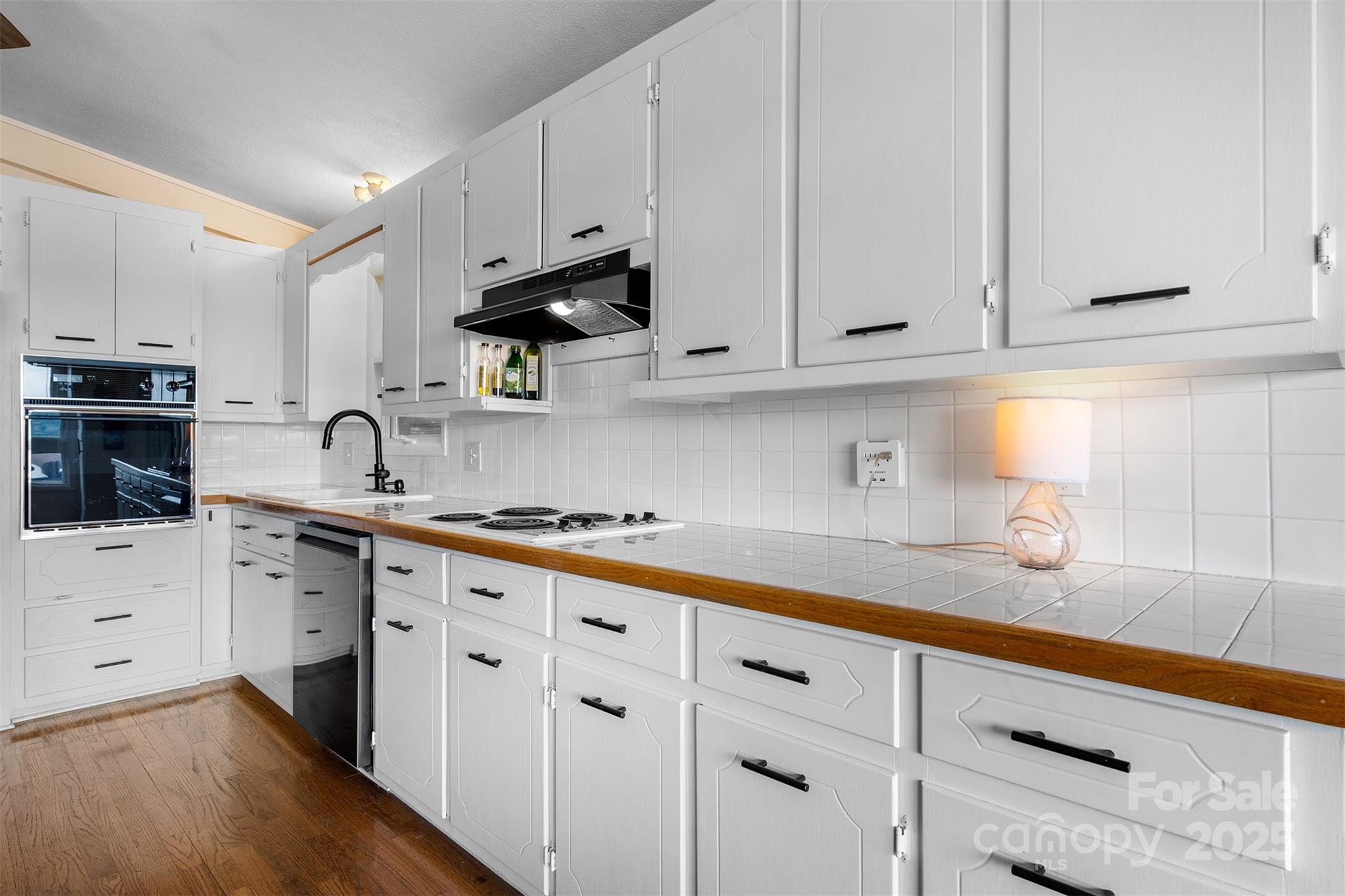 109 Joe Teague Road Hickory, NC 28601 - Photo 14 of 48 Gallery Image 14
