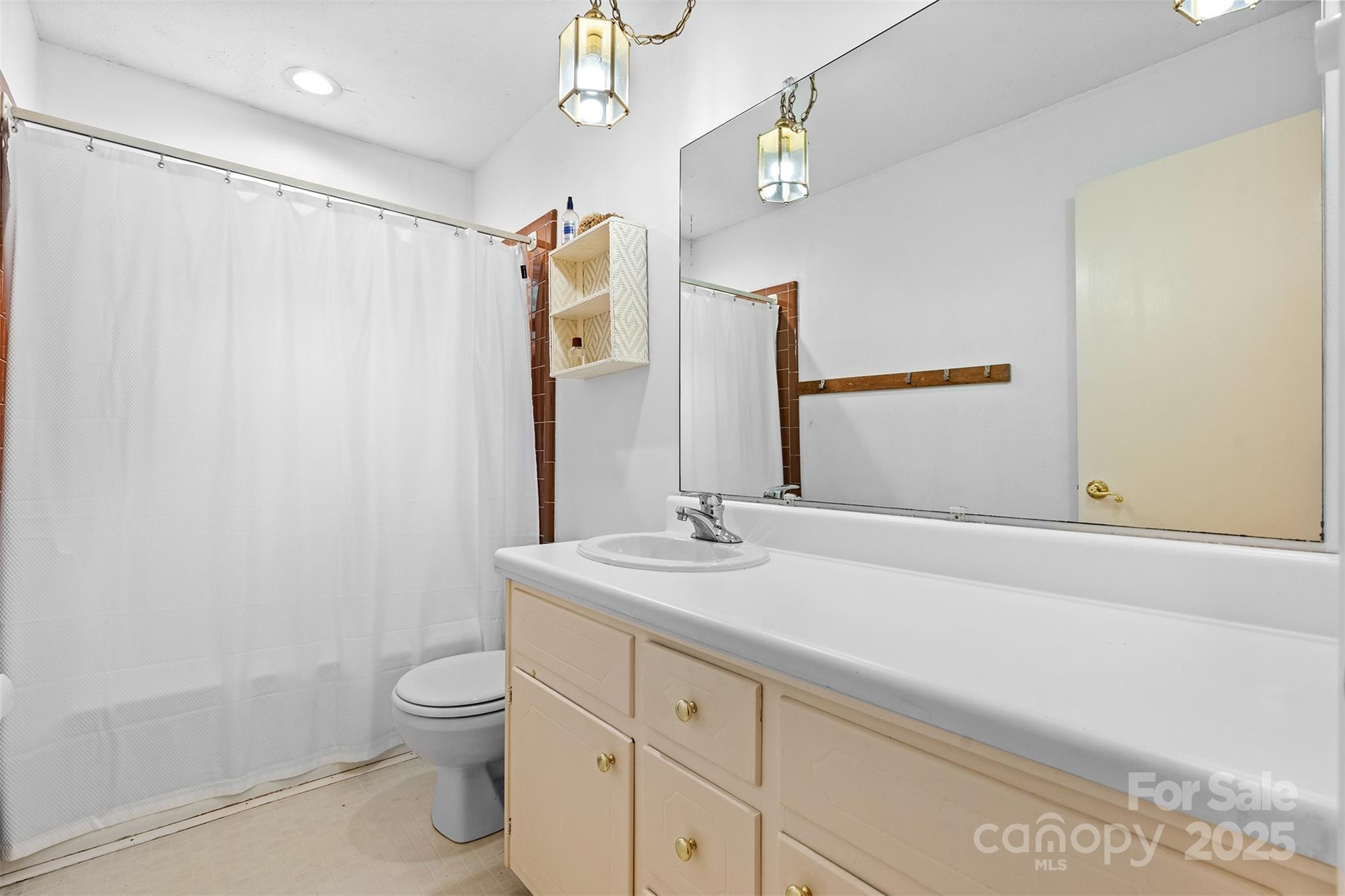 109 Joe Teague Road Hickory, NC 28601 - Photo 24 of 48 Gallery Image 24