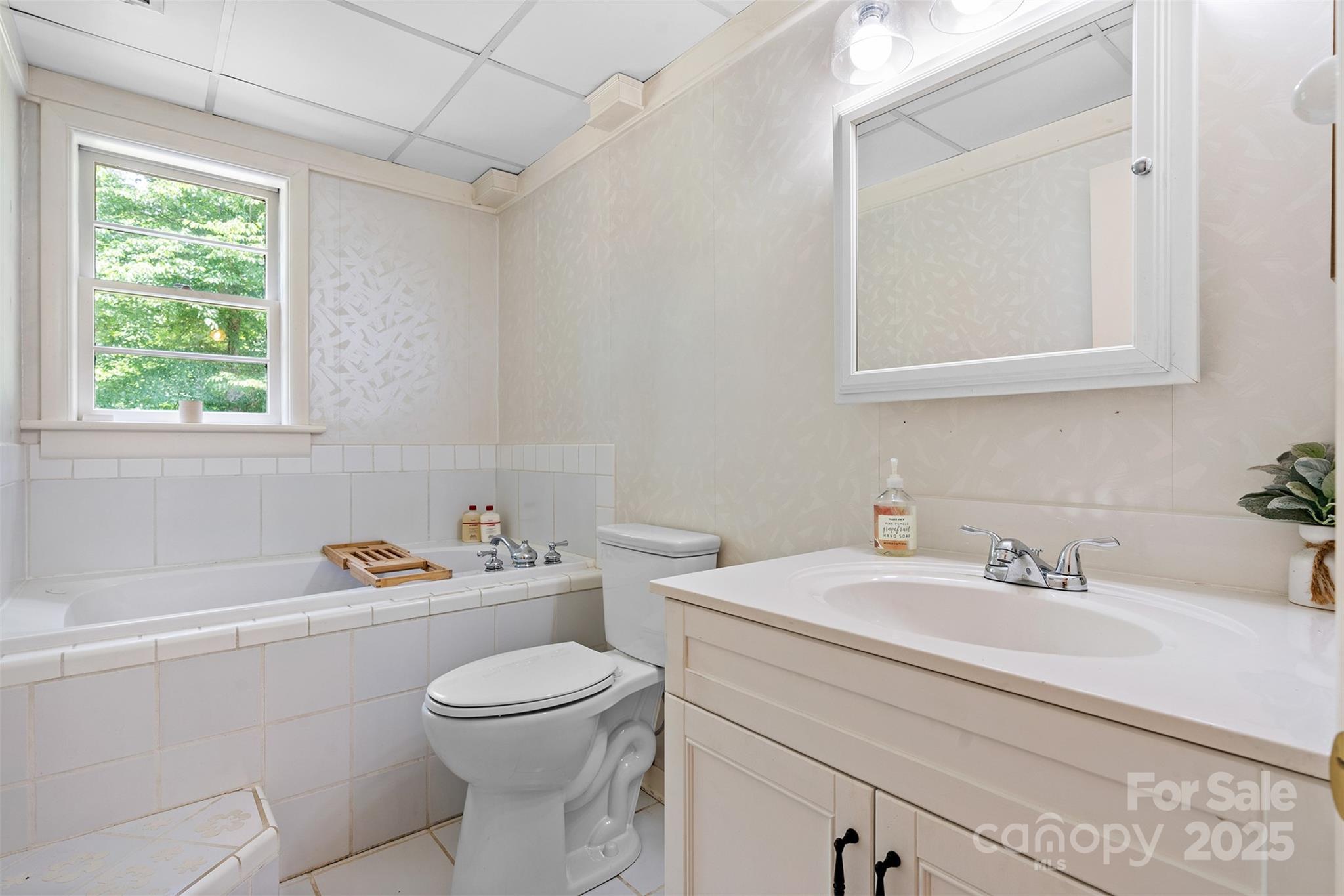 109 Joe Teague Road Hickory, NC 28601 - Photo 27 of 48 Gallery Image 27