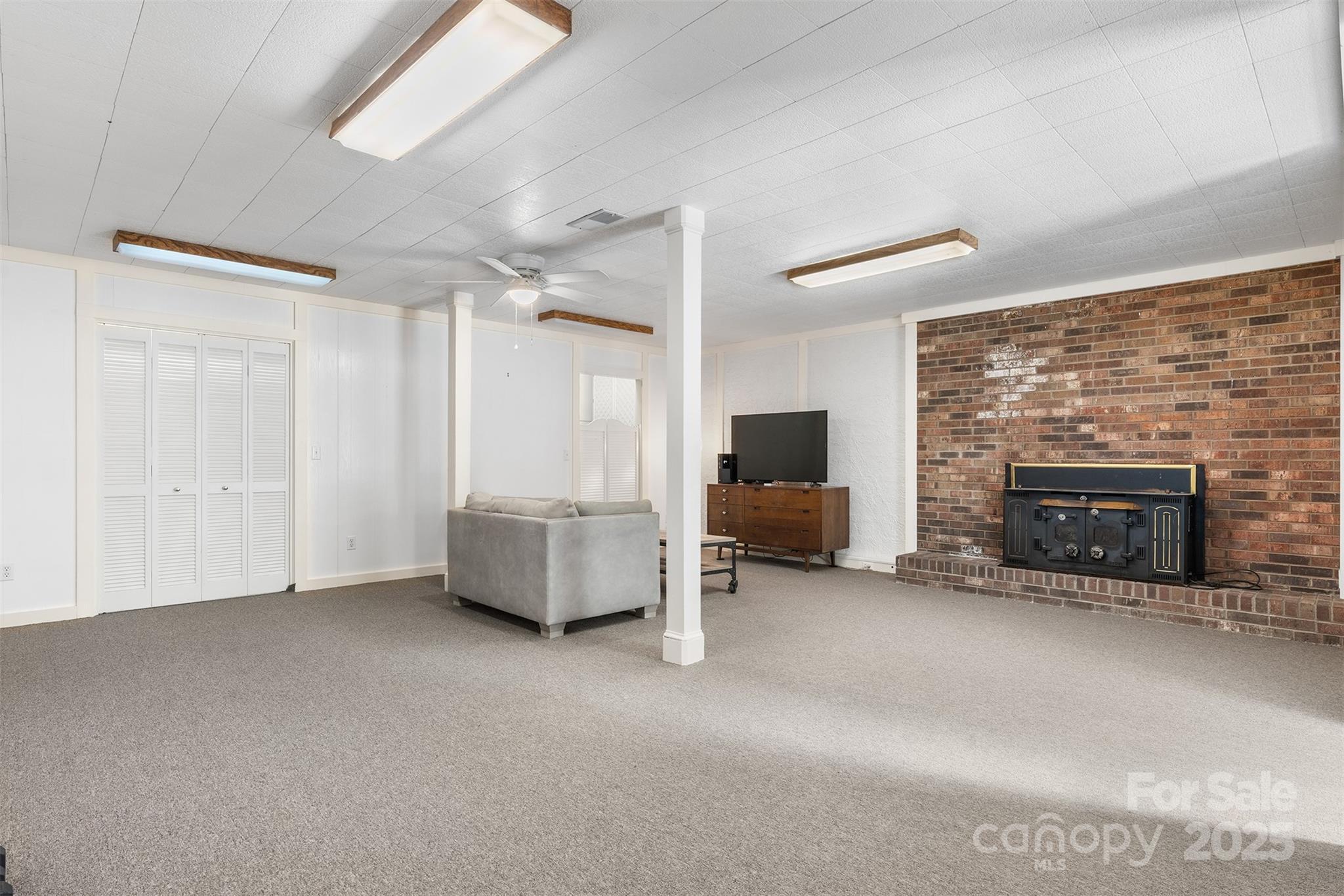 109 Joe Teague Road Hickory, NC 28601 - Photo 29 of 48 Gallery Image 29