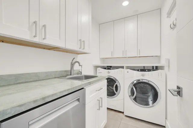 $1,725,000 | 1199 Dolphin Road, Singer Island, FL 33404