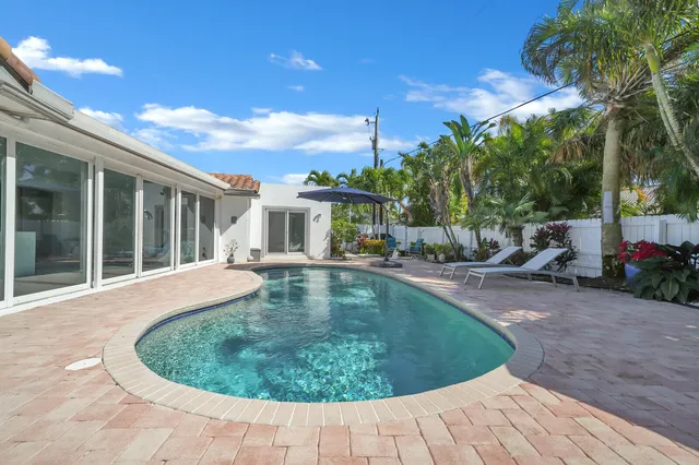 $1,725,000 | 1199 Dolphin Road, Singer Island, FL 33404