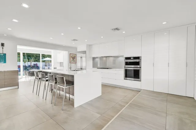 $1,725,000 | 1199 Dolphin Road, Singer Island, FL 33404