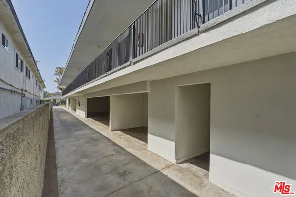 a view of parking area