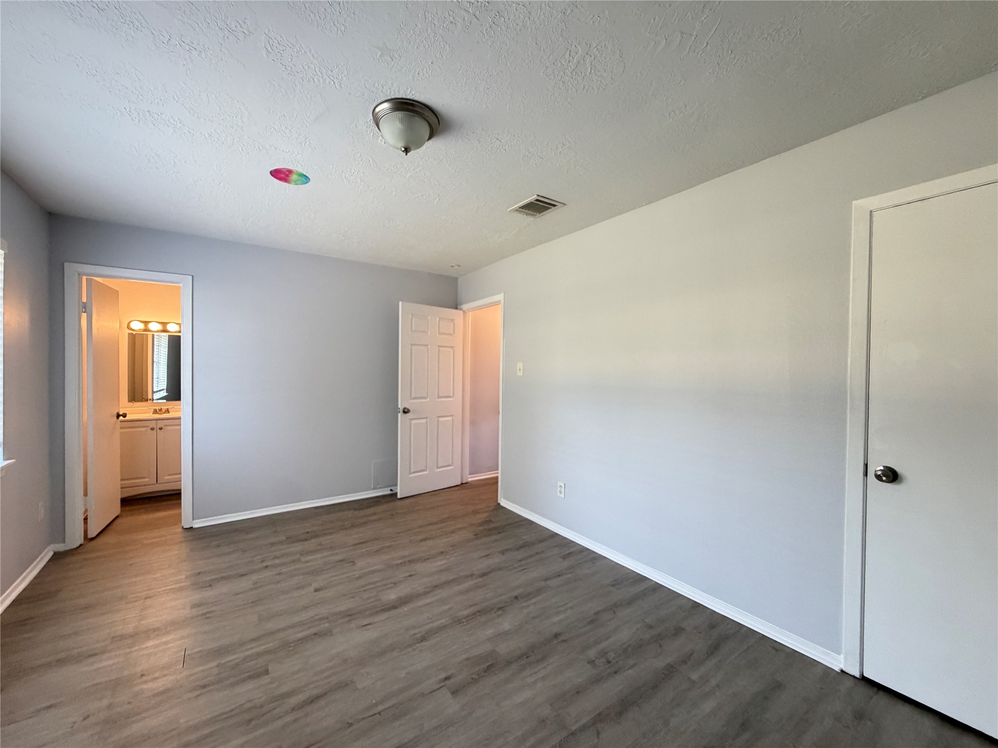 11545 Beechnut Street Houston, TX 77072 - Photo 15 of 19 3rd bedroom