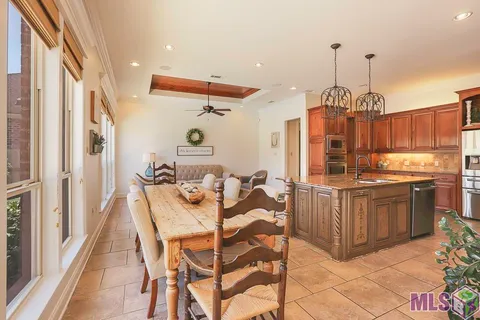 $725,000 | 36448 Lake Bend Avenue, Prairieville, LA 70769