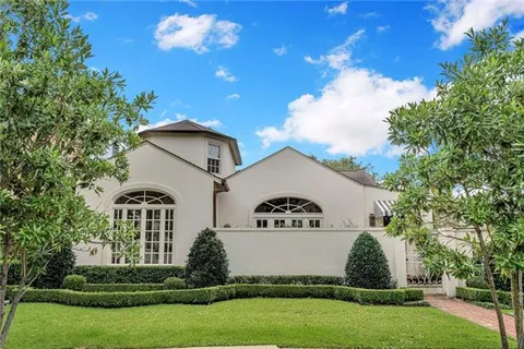 $1,425,000 | 201 Bellaire Drive, New Orleans, LA 70124