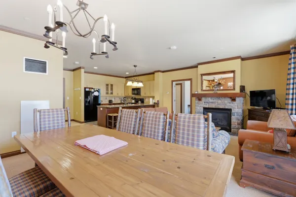 $875,000 | 43 Middle Ridge Road, Unit 209, South Londonderry, VT 05155