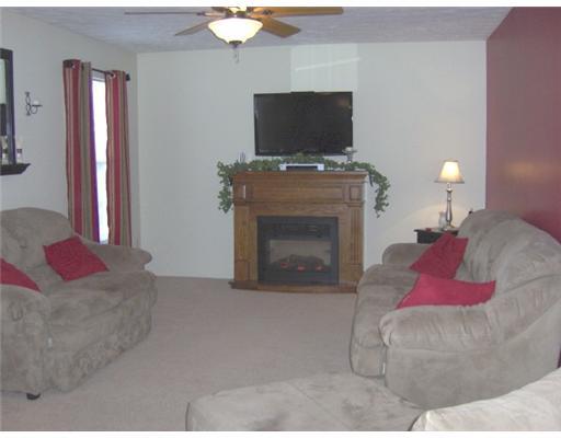 710 Altman Street North Huntingdon, PA 15642 - Photo 10 of 17 Den/Family/Great Room. 1st Floor Family Room with Gas Fire Place