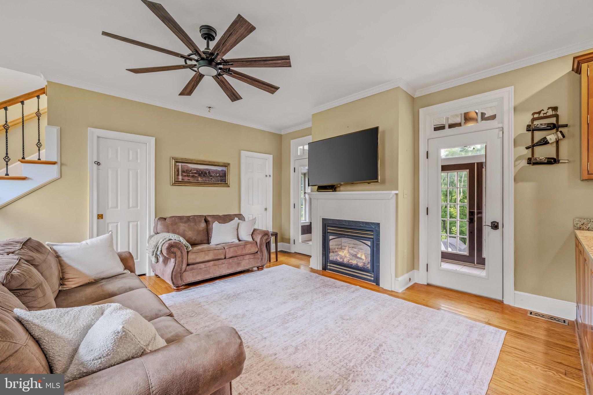 1507 Old Rider Road Harpers Ferry, WV 25425 - Photo 24 of 108 Living Room