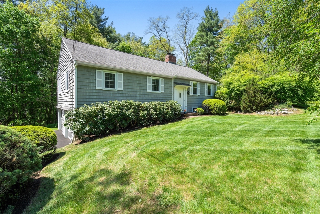 17 Keith Road Wayland, MA 01778 - Photo 1 of 35 Gallery Image 1