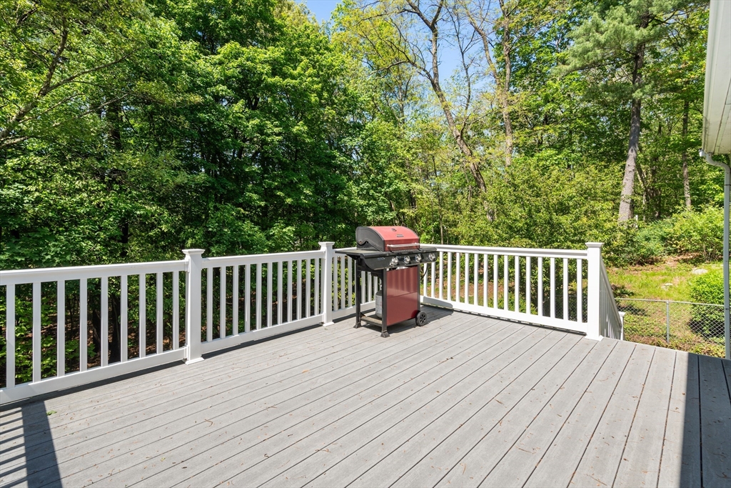 17 Keith Road Wayland, MA 01778 - Photo 14 of 35 Gallery Image 14