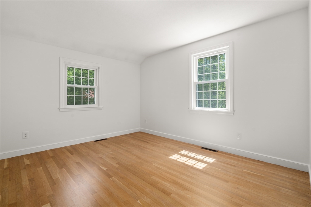 17 Keith Road Wayland, MA 01778 - Photo 17 of 35 Gallery Image 17