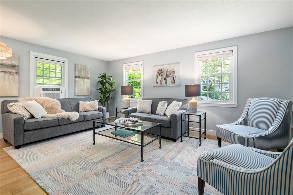 17 Keith Road Wayland, MA 01778 - Photo 4 of 35 Gallery Image 4
