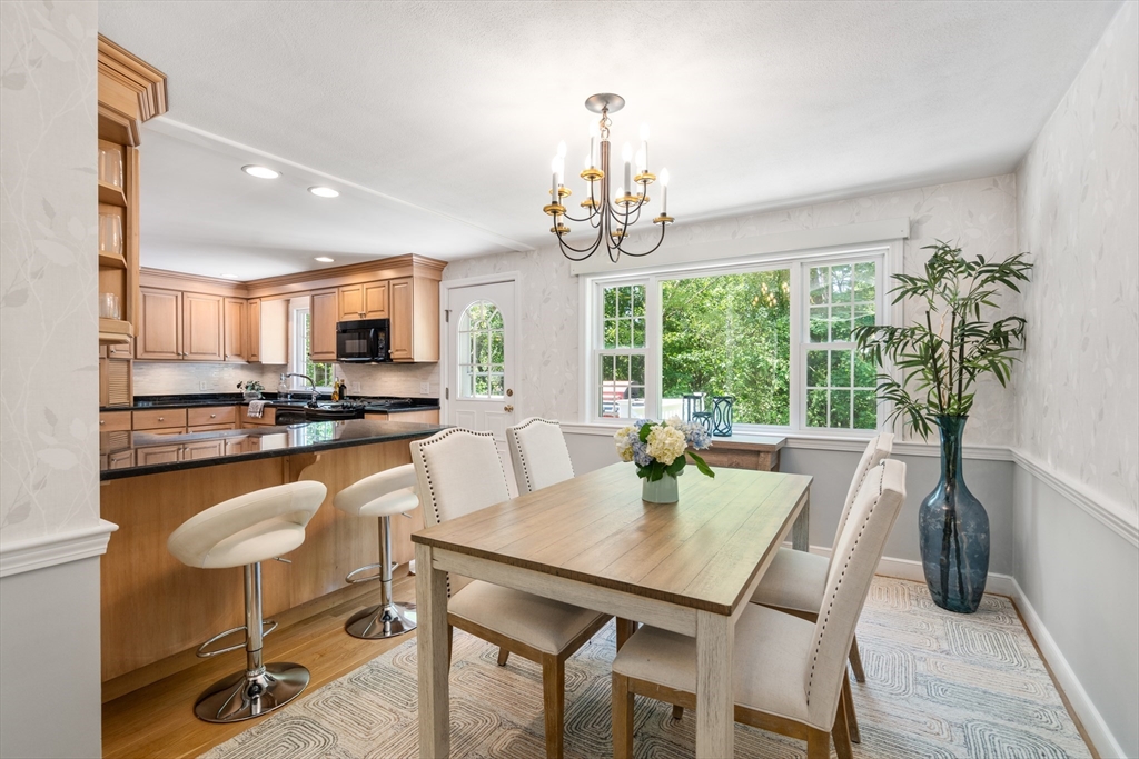 17 Keith Road Wayland, MA 01778 - Photo 9 of 35 Gallery Image 9