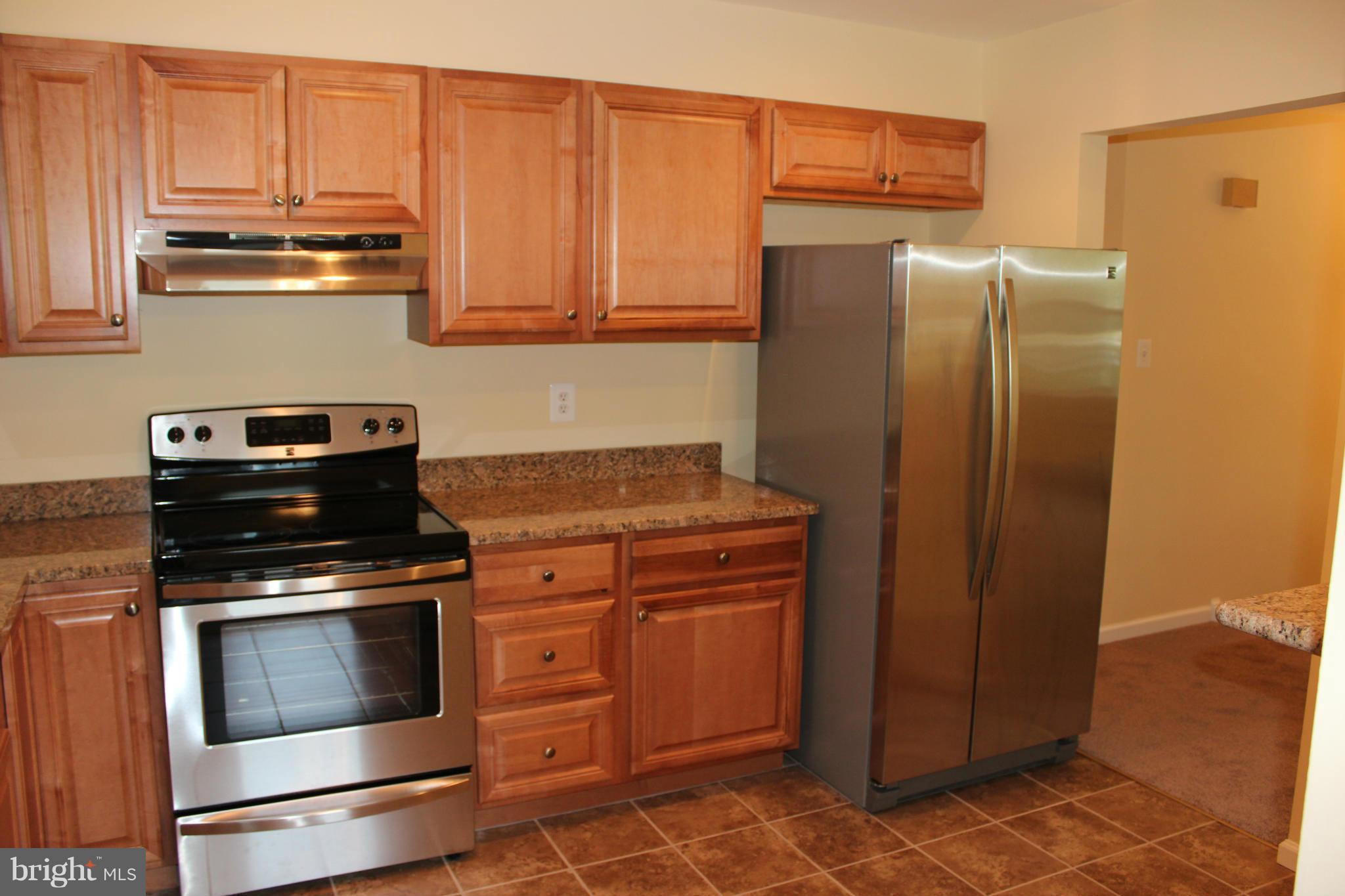 111 Kennedy Road Sterling, VA 20164 - Photo 3 of 21 Kitchen