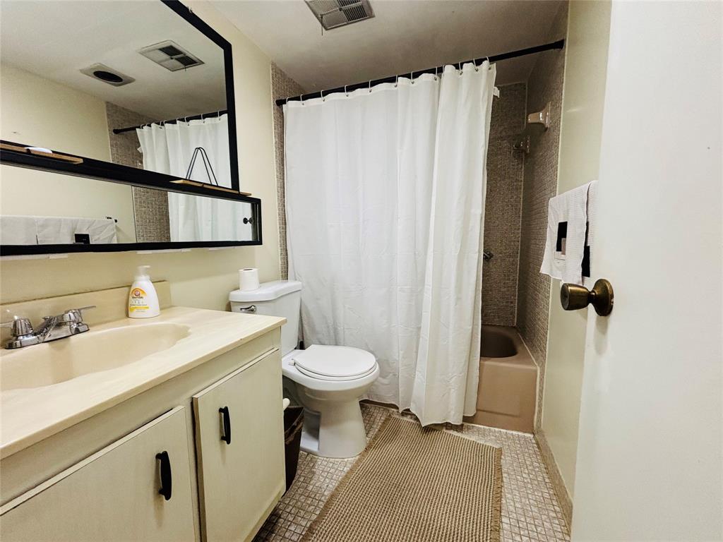 7300 Northwest 17th Street, Unit 202 Plantation, FL 33313 - Photo 13 of 21