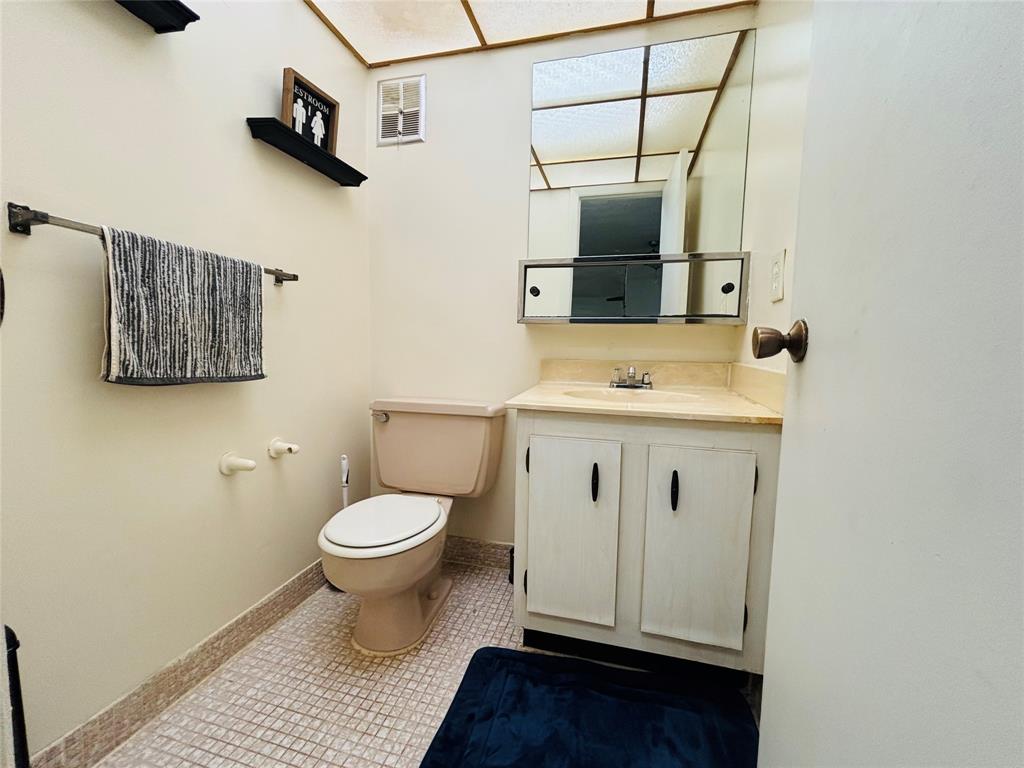 7300 Northwest 17th Street, Unit 202 Plantation, FL 33313 - Photo 6 of 21