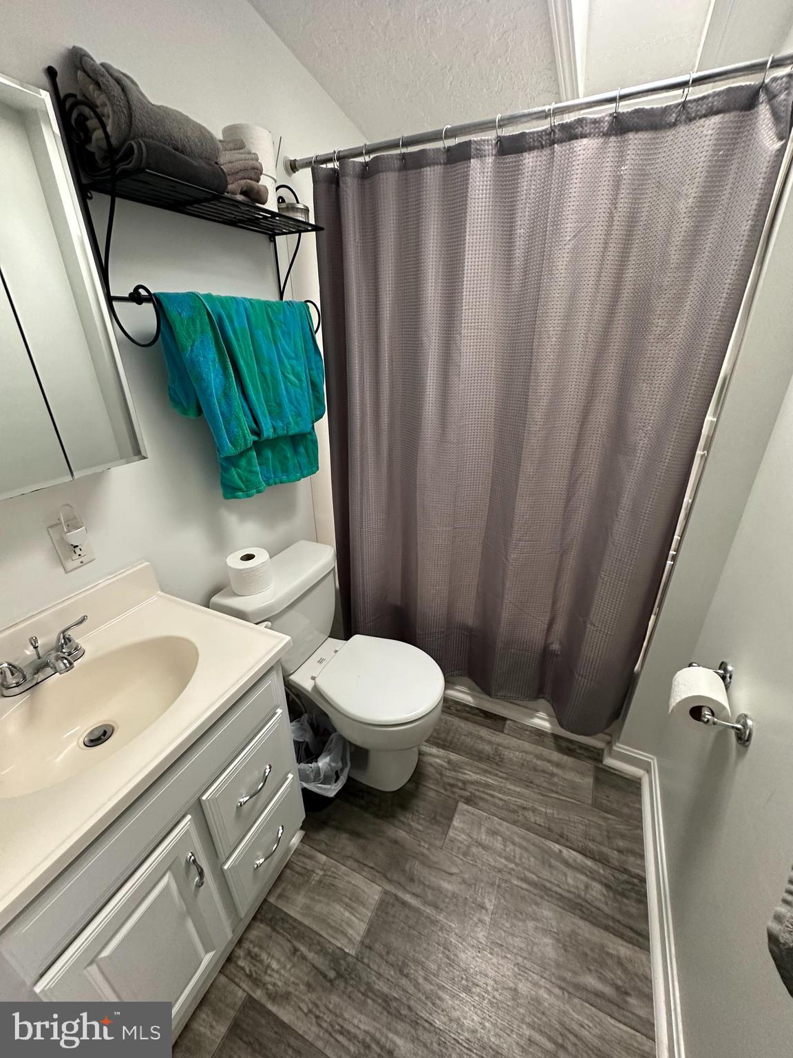 8245 Orchard Road Thomasville, PA 17364 - Photo 15 of 33 Guest bath