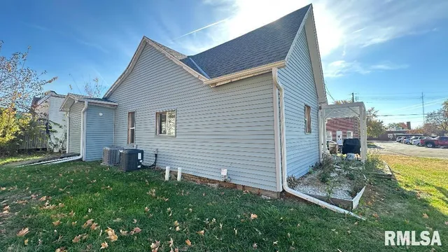 $117,500 | 209 West Madison Street, Rushville, IL 62681